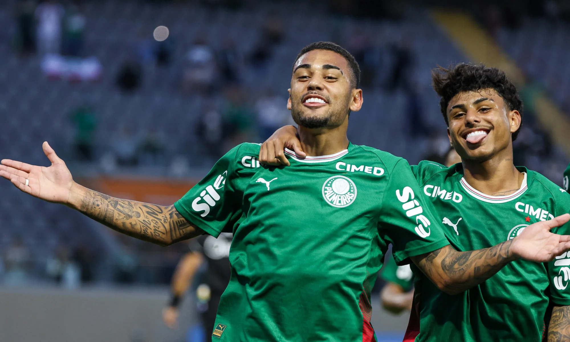 Palmeiras rejeita propostas de R$ 320 milhões por dupla